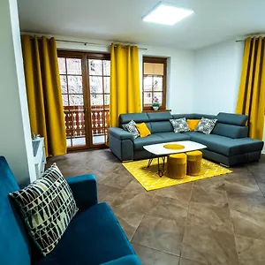 https://apartament-dorota-szklarska-porba-osiedle-podgrze-1c.szklarskaporebahotels.net